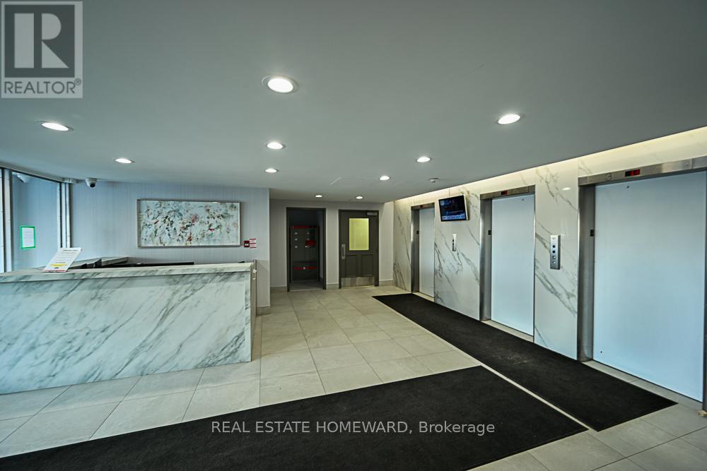 1015 - 2550 Pharmacy Avenue, Toronto (l'amoreaux), Ontario