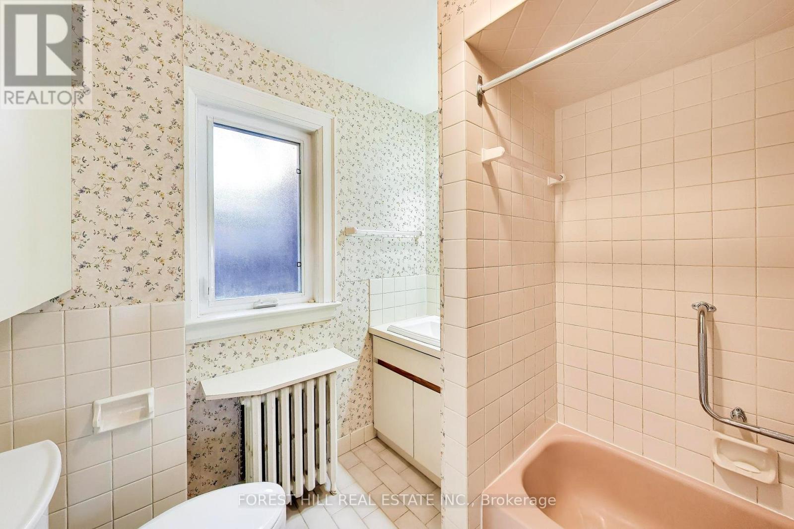 164 Deloraine Avenue, Toronto (lawrence Park North), Ontario