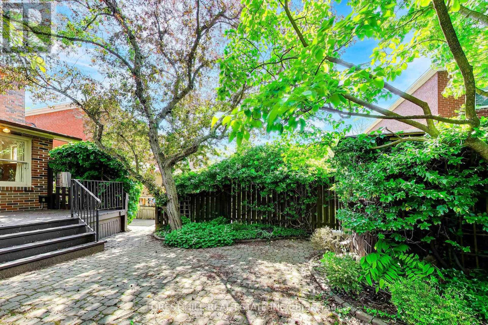 164 Deloraine Avenue, Toronto (lawrence Park North), Ontario