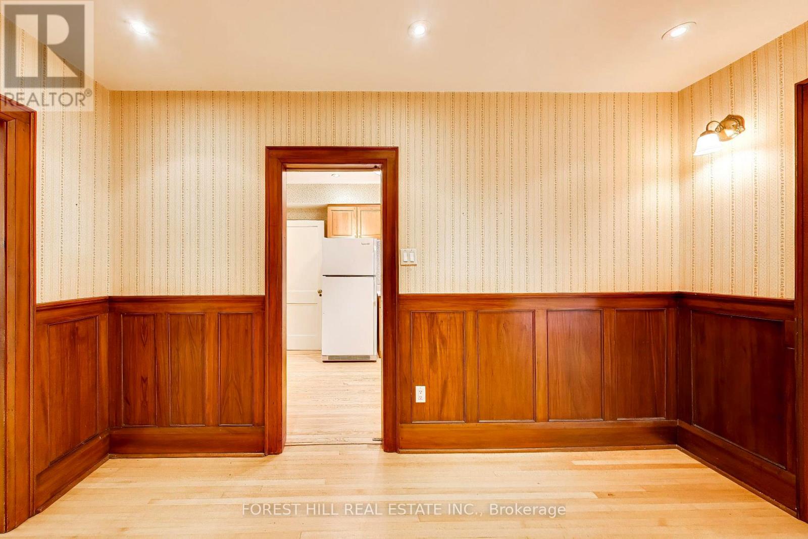 164 Deloraine Avenue, Toronto (lawrence Park North), Ontario