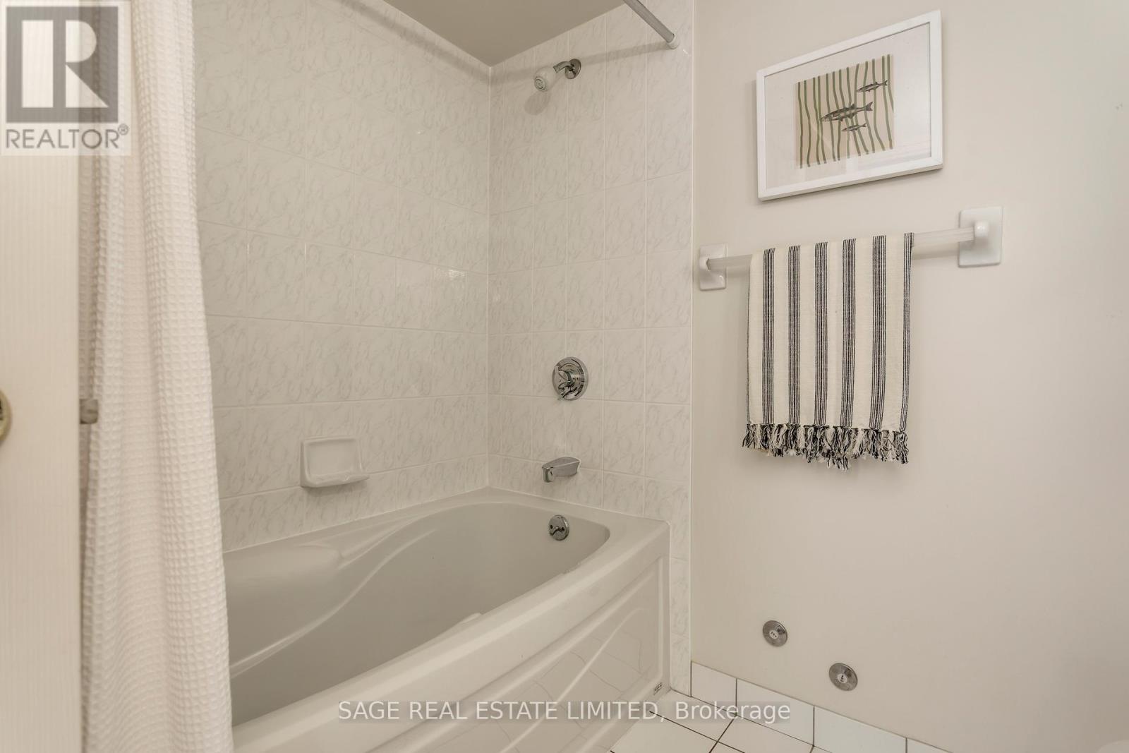 525 - 10 Guildwood Parkway, Toronto (guildwood), Ontario