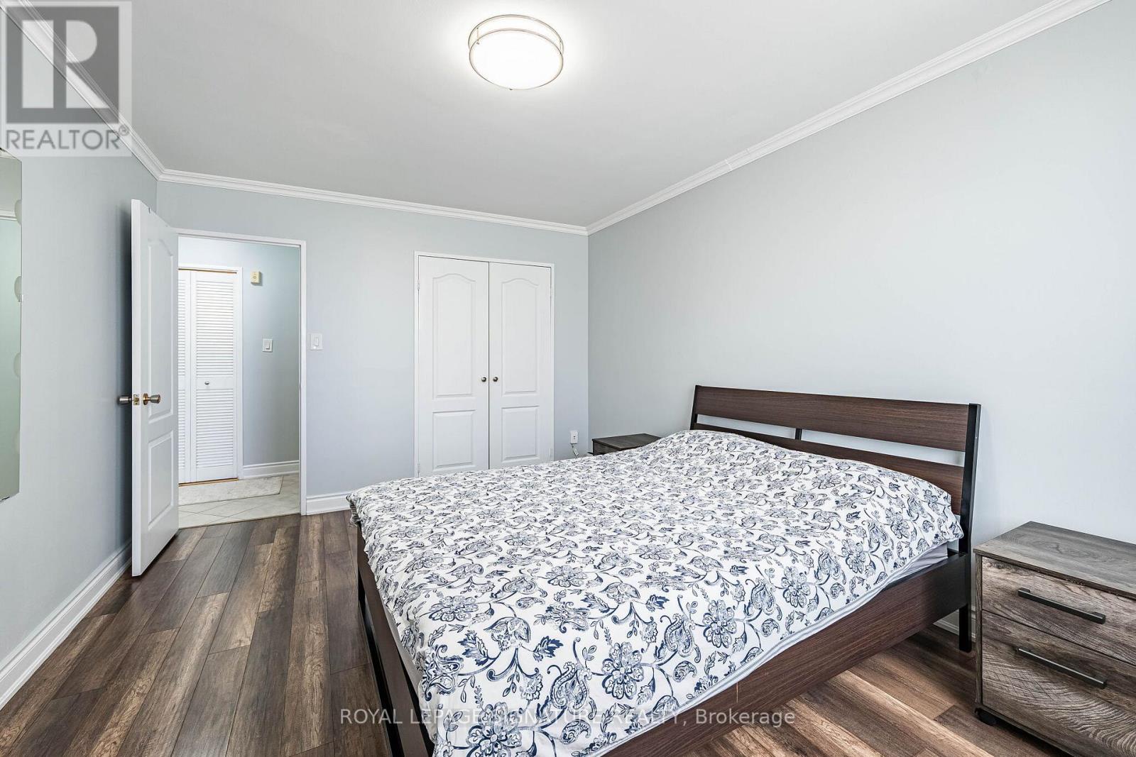 405 - 25 Four Winds Drive, Toronto (york University Heights), Ontario