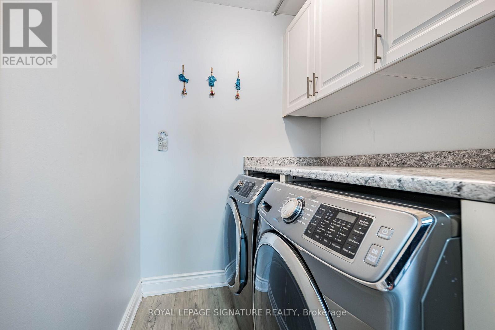 405 - 25 Four Winds Drive, Toronto (york University Heights), Ontario