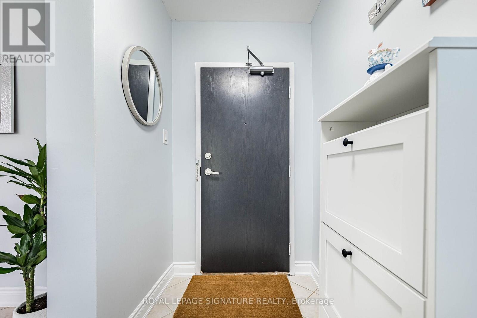 405 - 25 Four Winds Drive, Toronto (york University Heights), Ontario