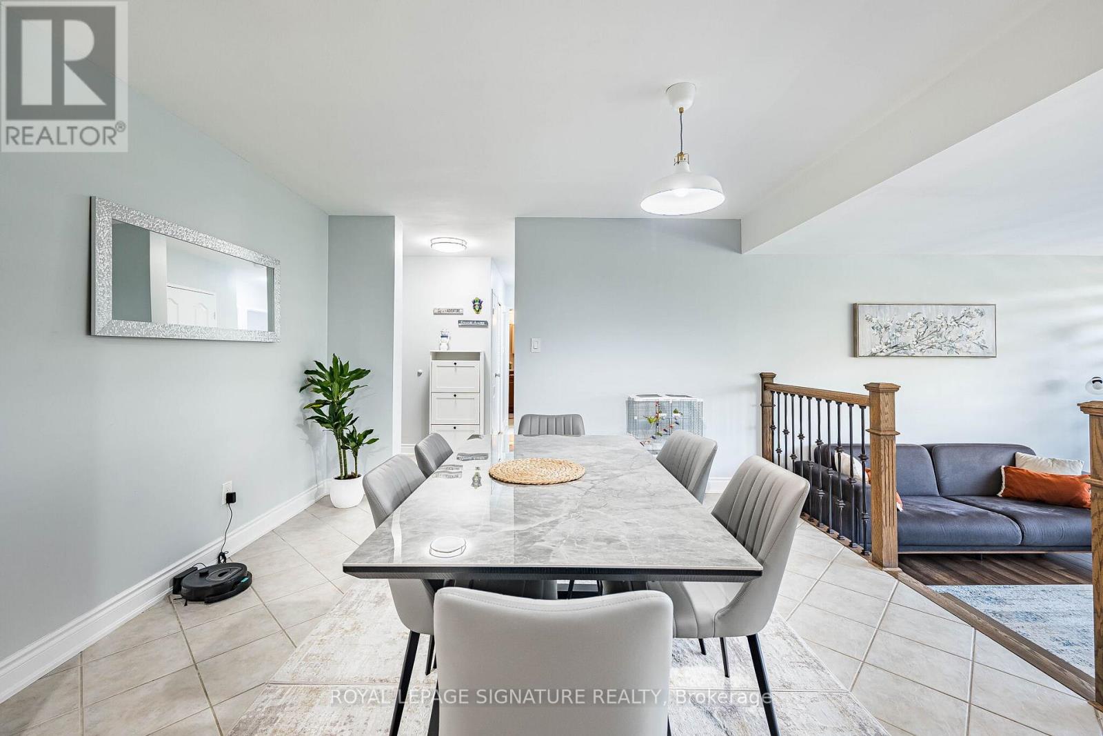 405 - 25 Four Winds Drive, Toronto (york University Heights), Ontario