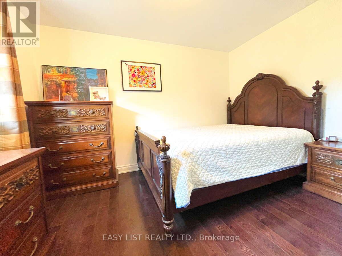 57 Kilbride Road, Toronto (bendale), Ontario