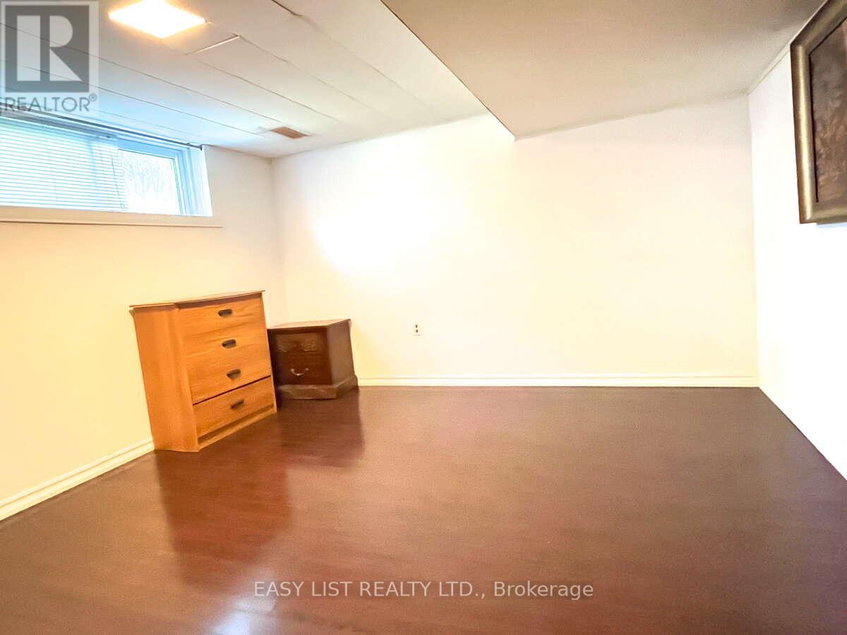 57 Kilbride Road, Toronto (bendale), Ontario