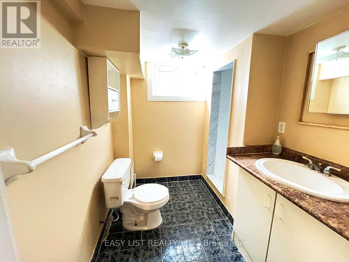 57 Kilbride Road, Toronto (bendale), Ontario