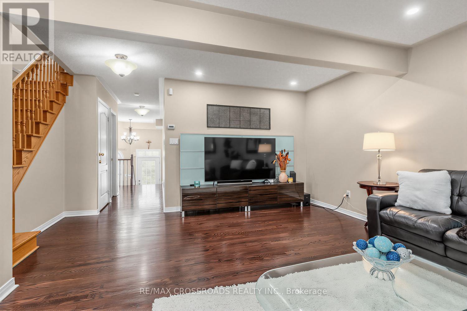 47b Carrera Boulevard, Toronto (dorset Park), Ontario