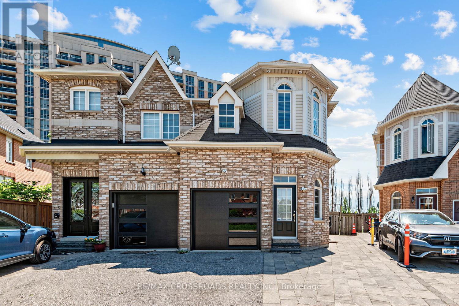 47b Carrera Boulevard, Toronto (dorset Park), Ontario
