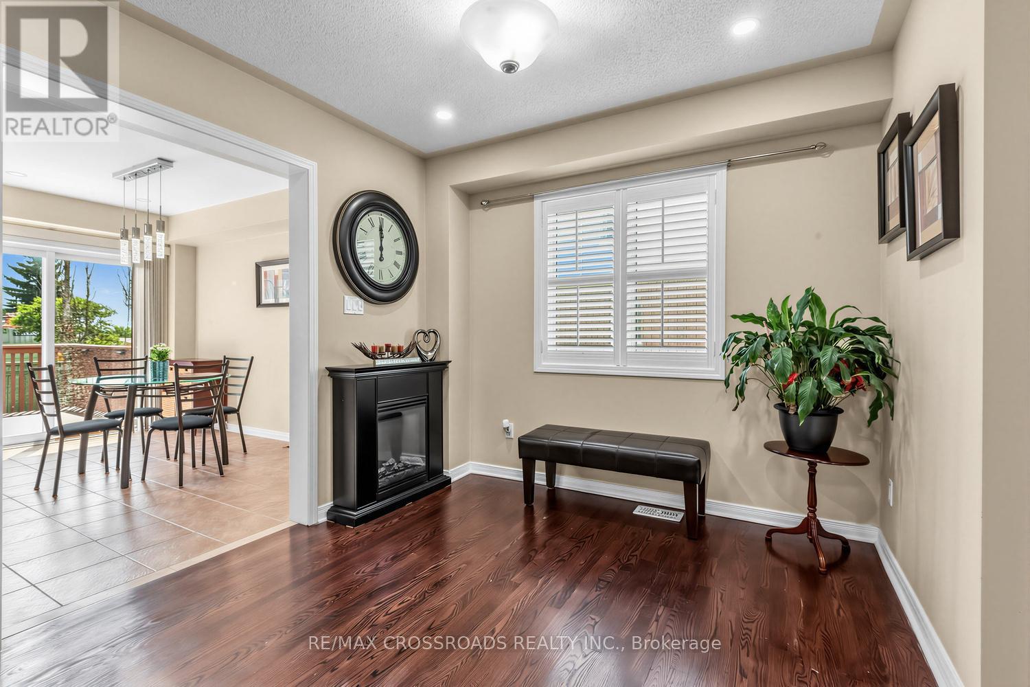 47b Carrera Boulevard, Toronto (dorset Park), Ontario