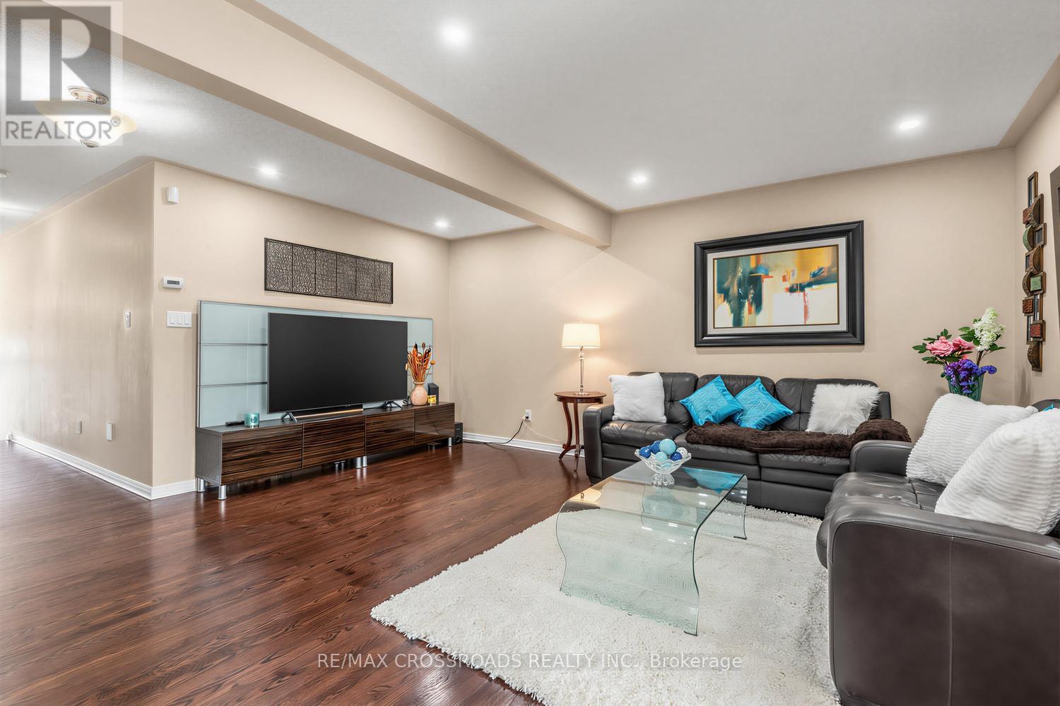 47b Carrera Boulevard, Toronto (dorset Park), Ontario