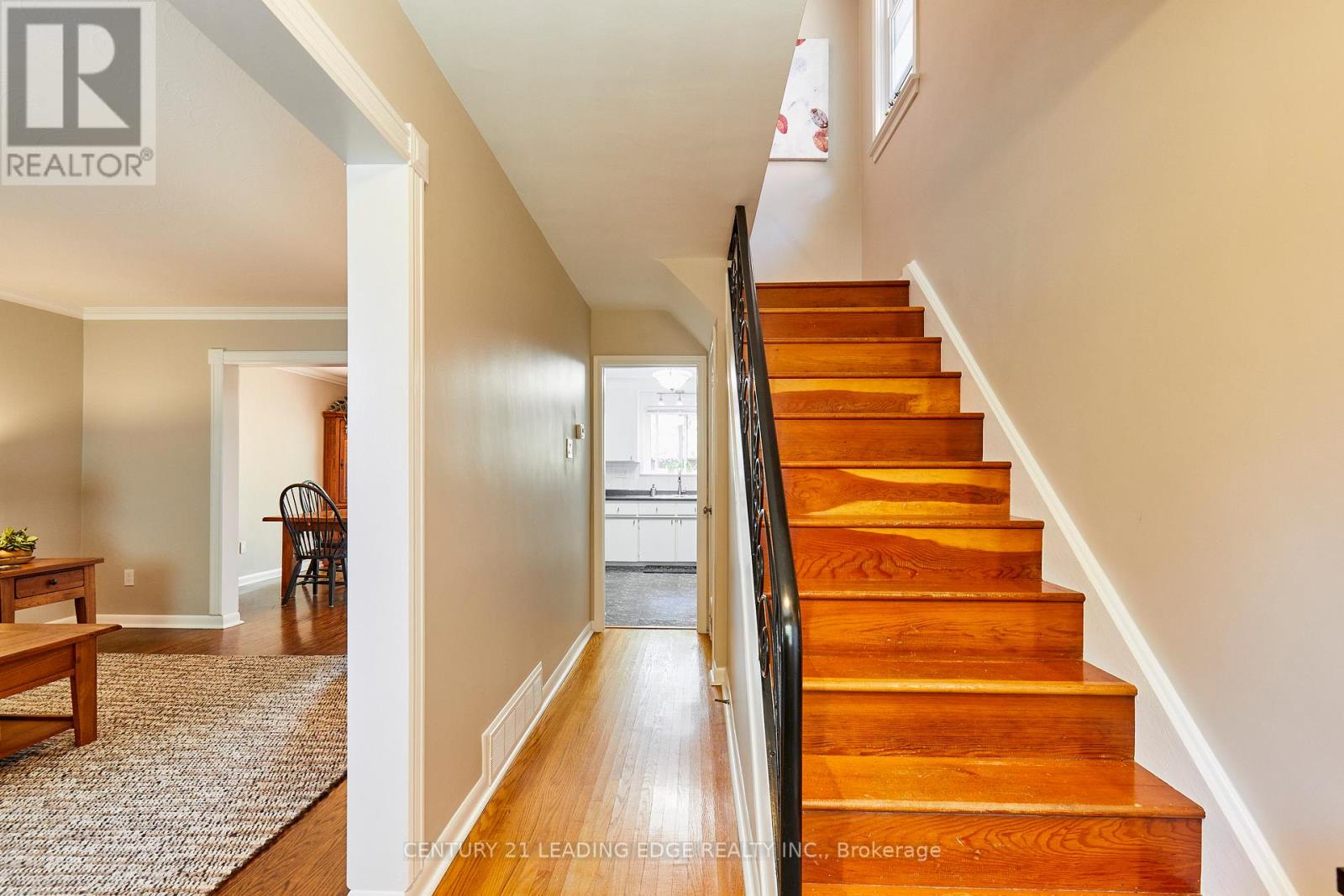 108 Gradwell Drive, Toronto (cliffcrest), Ontario