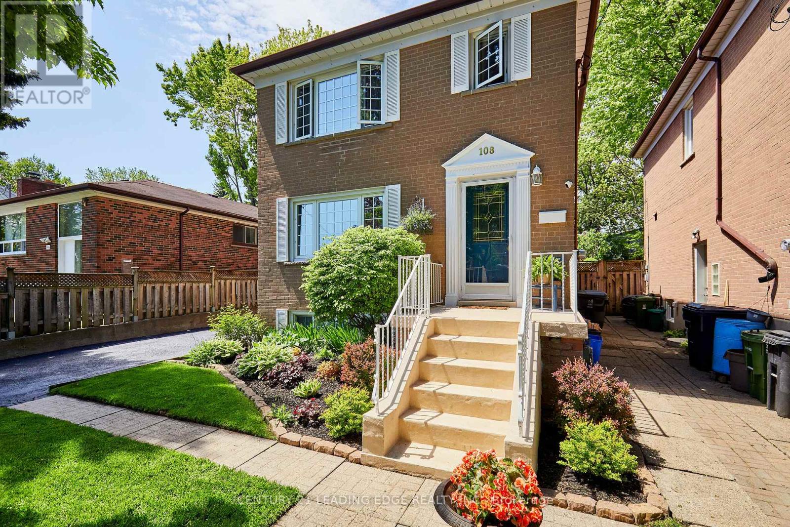 108 Gradwell Drive, Toronto (cliffcrest), Ontario