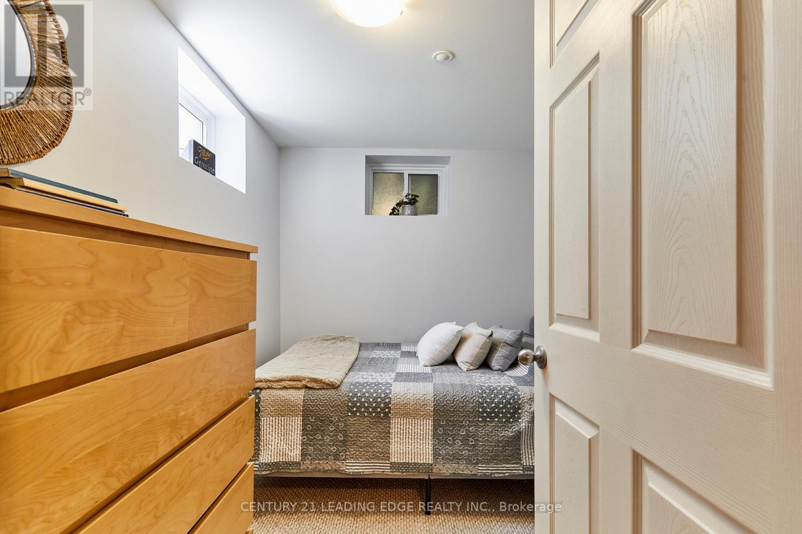 108 Gradwell Drive, Toronto (cliffcrest), Ontario