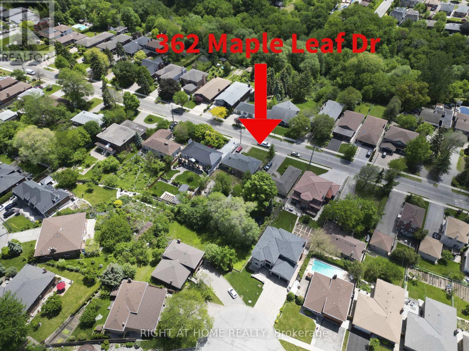 362 Maple Leaf Drive, Toronto (maple Leaf), Ontario