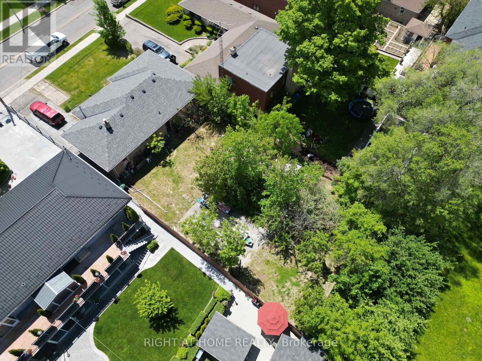 362 Maple Leaf Drive, Toronto (maple Leaf), Ontario