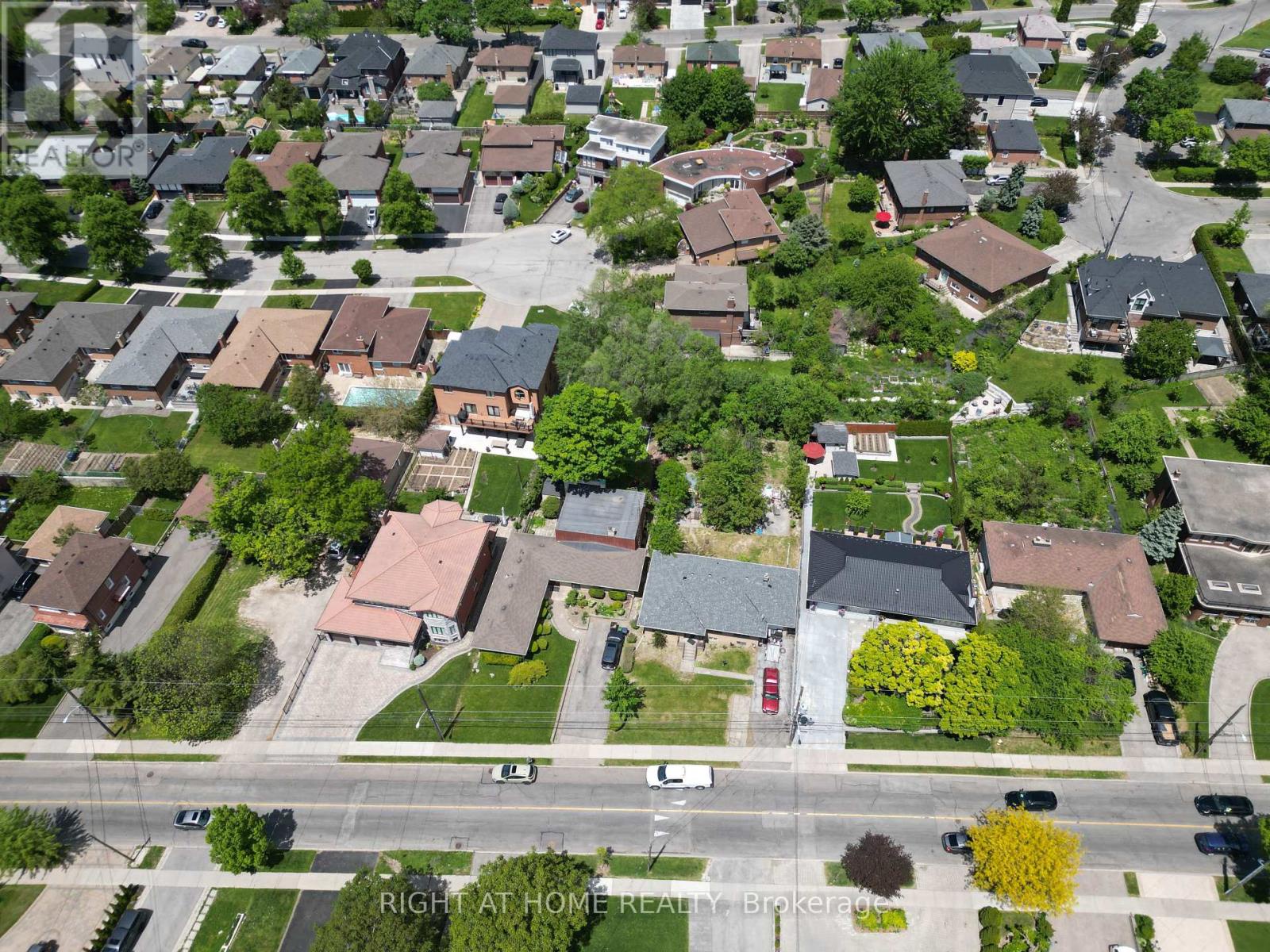 362 Maple Leaf Drive, Toronto (maple Leaf), Ontario
