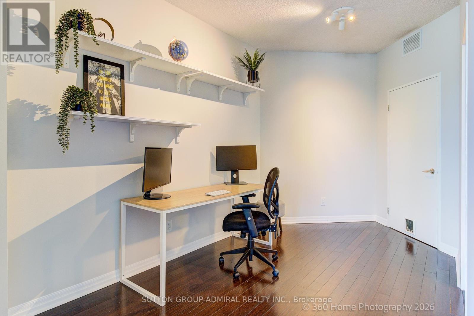 208 - 901 Queen Street W, Toronto (trinity-bellwoods), Ontario