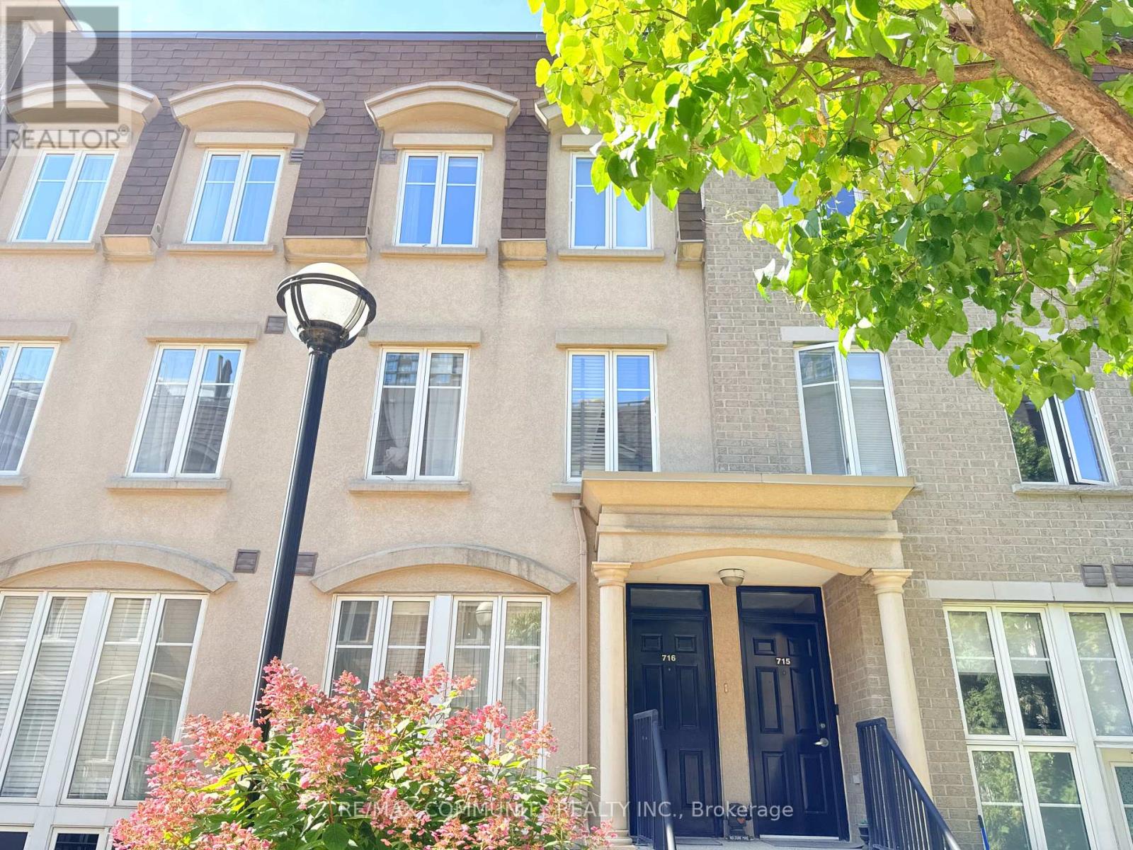 716 - 42 Western Battery Road, Toronto (niagara), Ontario