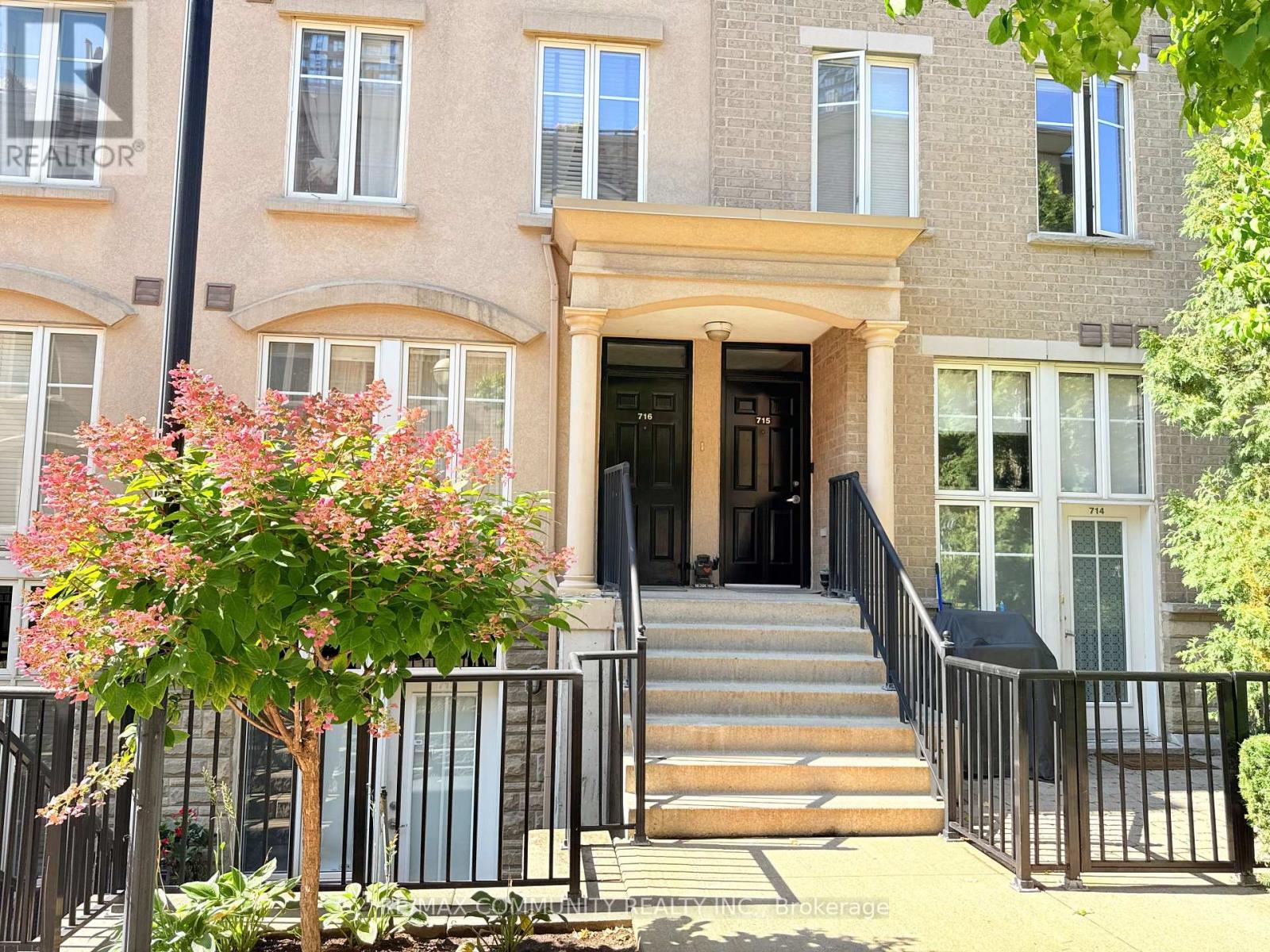 716 - 42 Western Battery Road, Toronto (niagara), Ontario