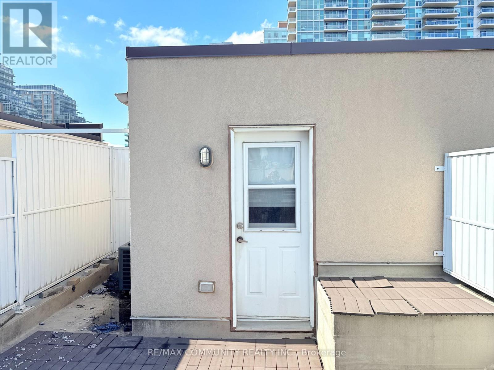 716 - 42 Western Battery Road, Toronto (niagara), Ontario