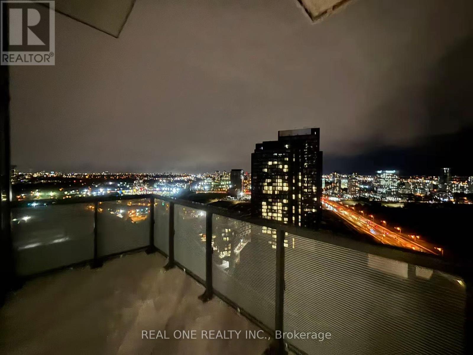 2704 - 30 Inn On The Park Drive, Toronto (banbury-don Mills), Ontario
