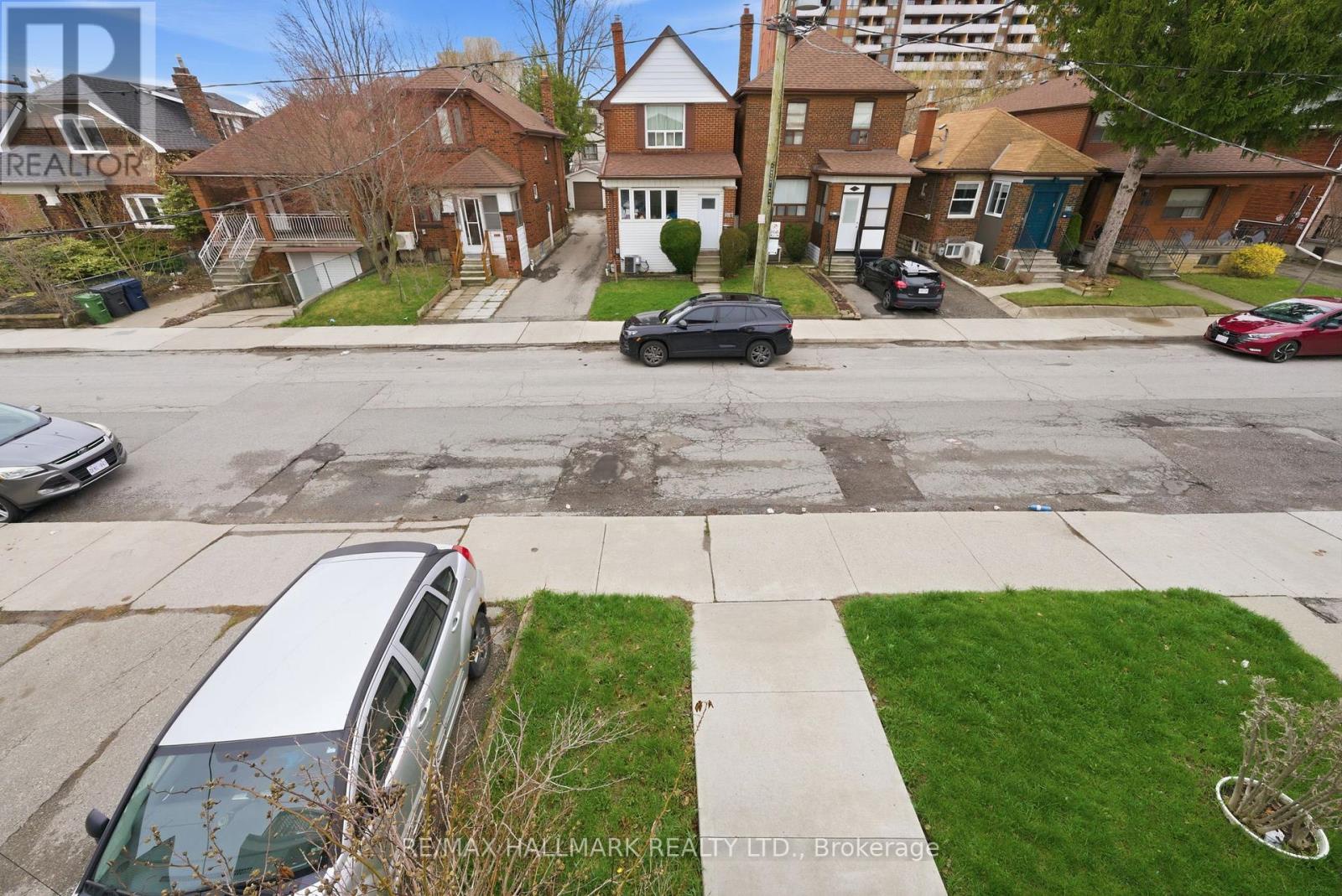 196 Livingstone Avenue, Toronto (briar Hill-belgravia), Ontario