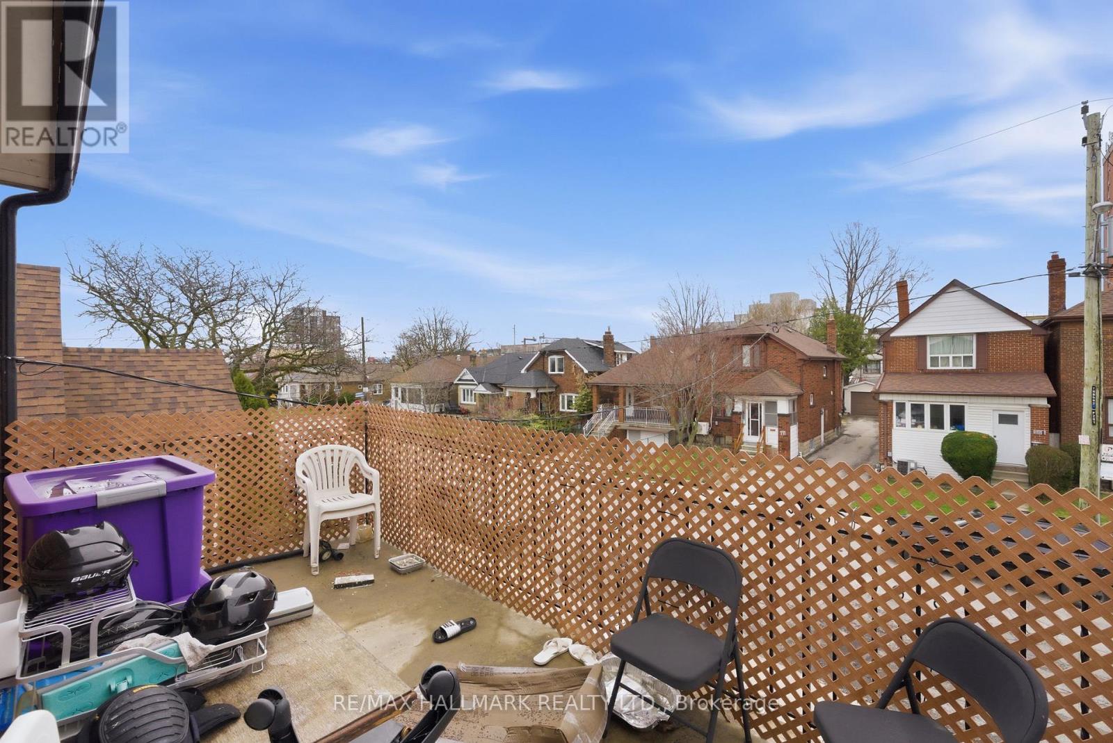 196 Livingstone Avenue, Toronto (briar Hill-belgravia), Ontario