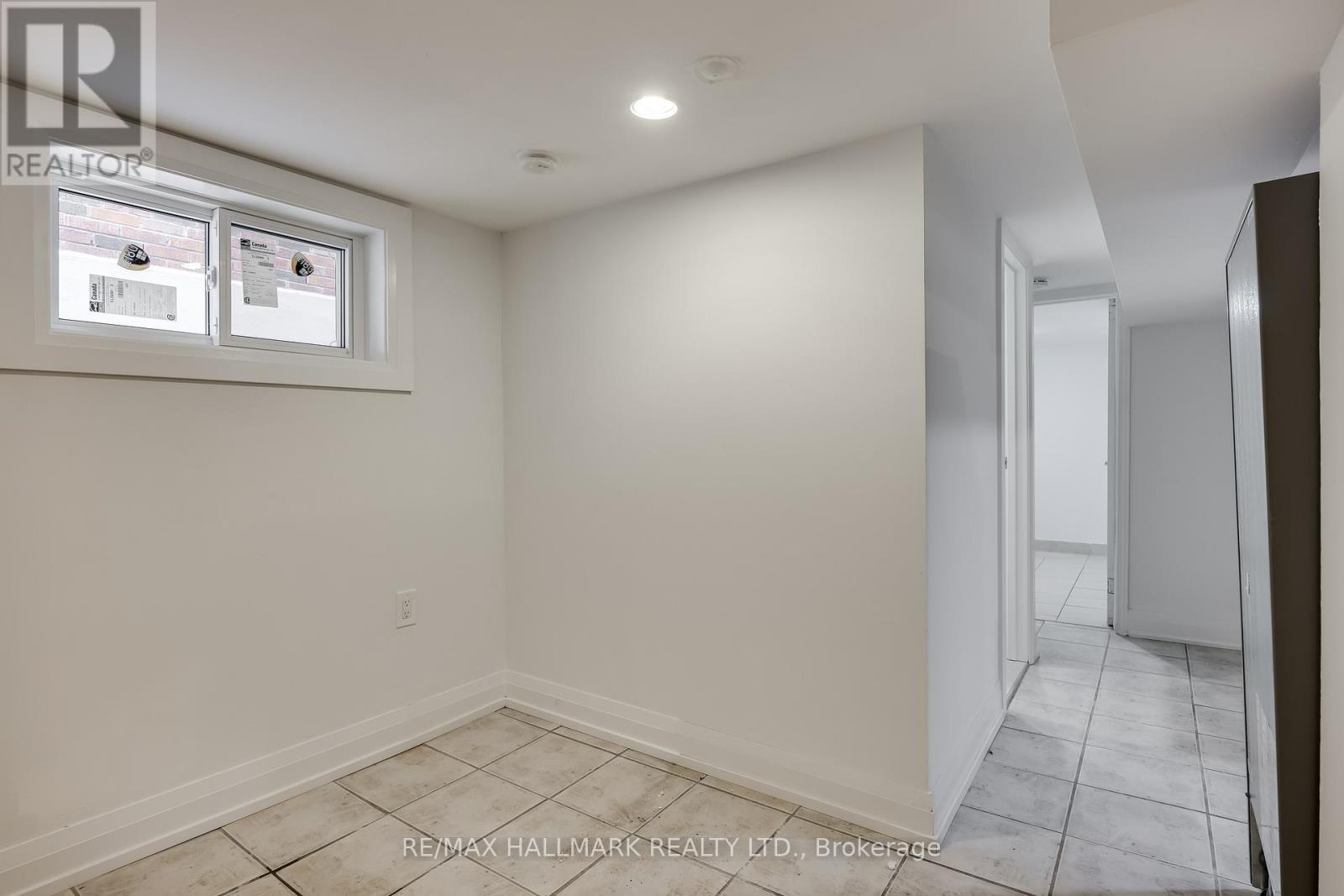 196 Livingstone Avenue, Toronto (briar Hill-belgravia), Ontario
