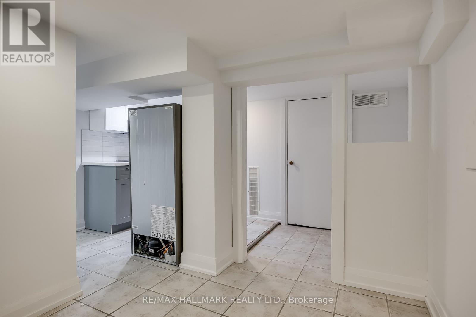 196 Livingstone Avenue, Toronto (briar Hill-belgravia), Ontario