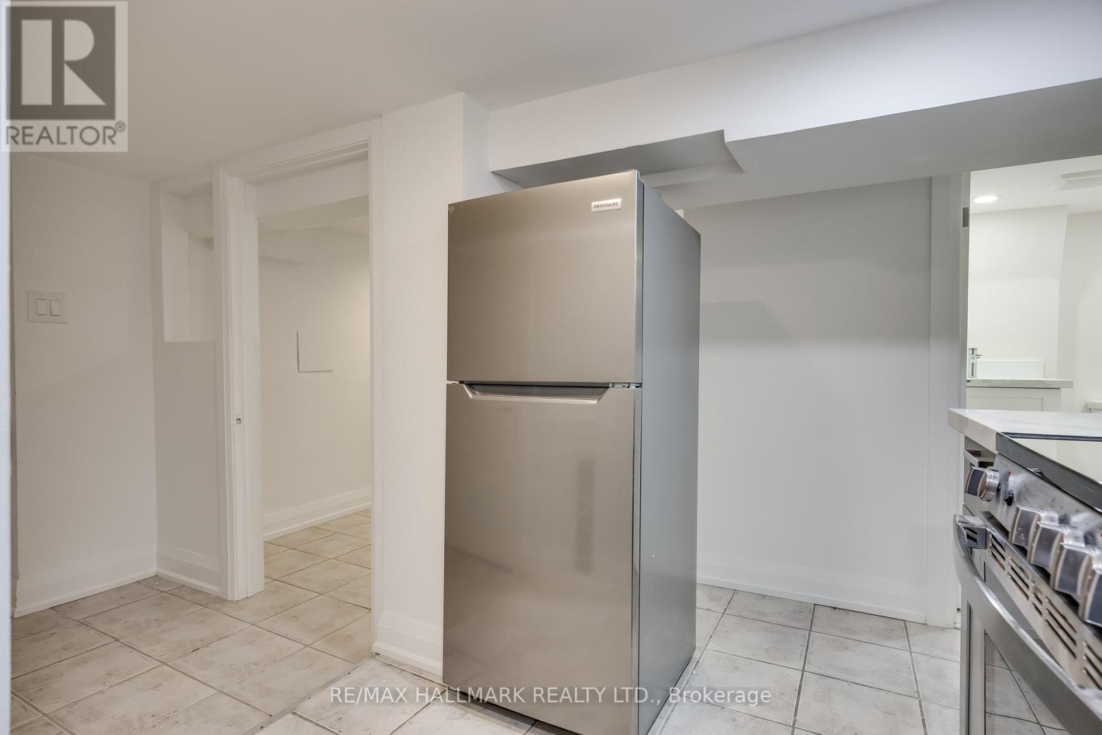 196 Livingstone Avenue, Toronto (briar Hill-belgravia), Ontario