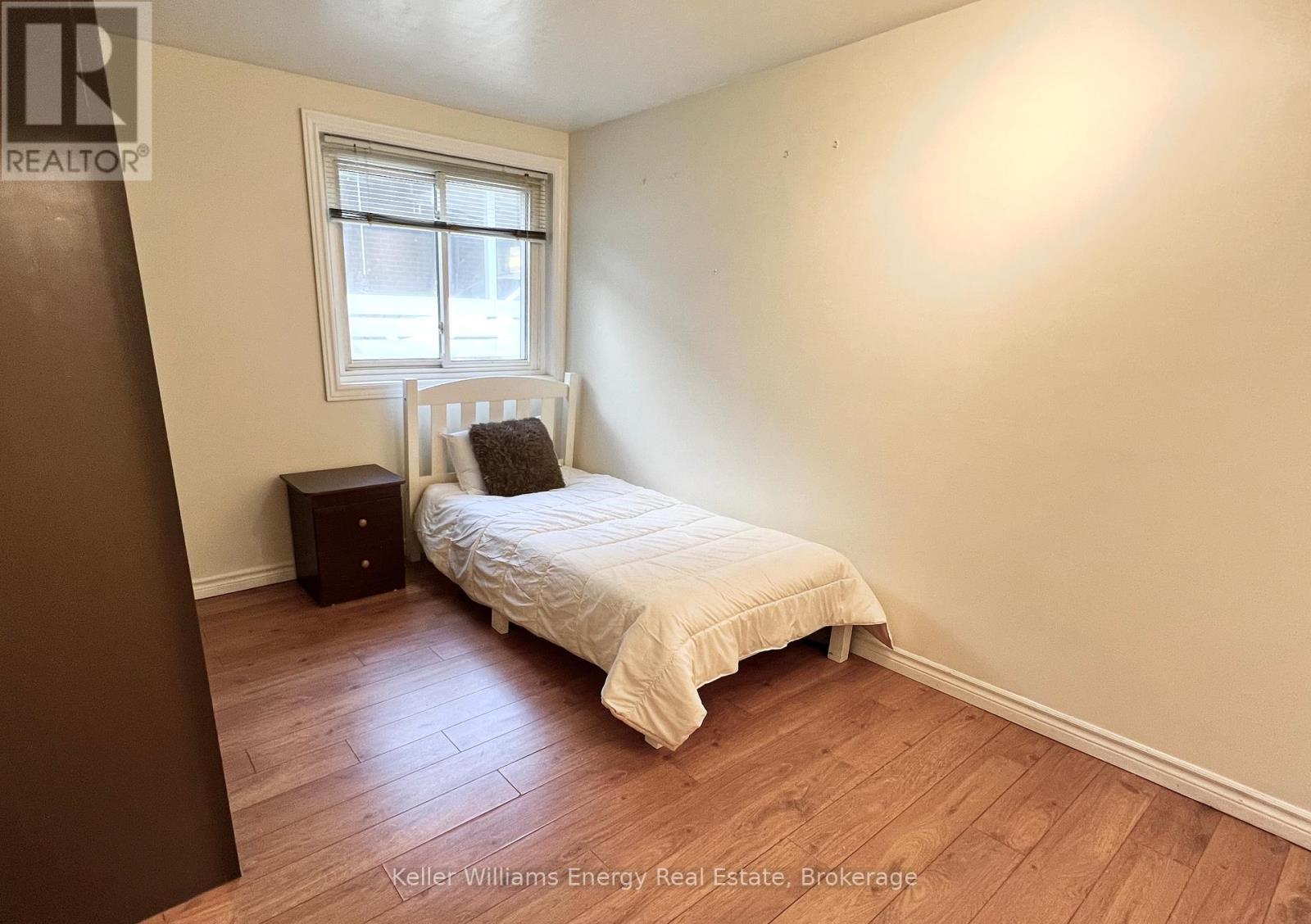 42 Oakley Boulevard, Toronto (bendale), Ontario