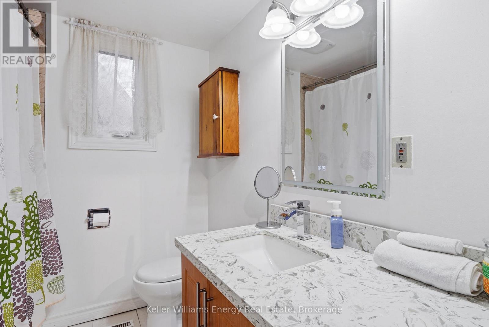 42 Oakley Boulevard, Toronto (bendale), Ontario
