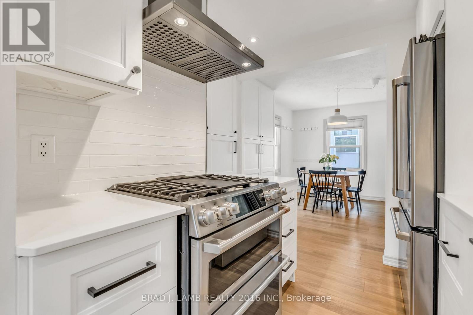 794 The Queensway, Toronto (stonegate-queensway), Ontario