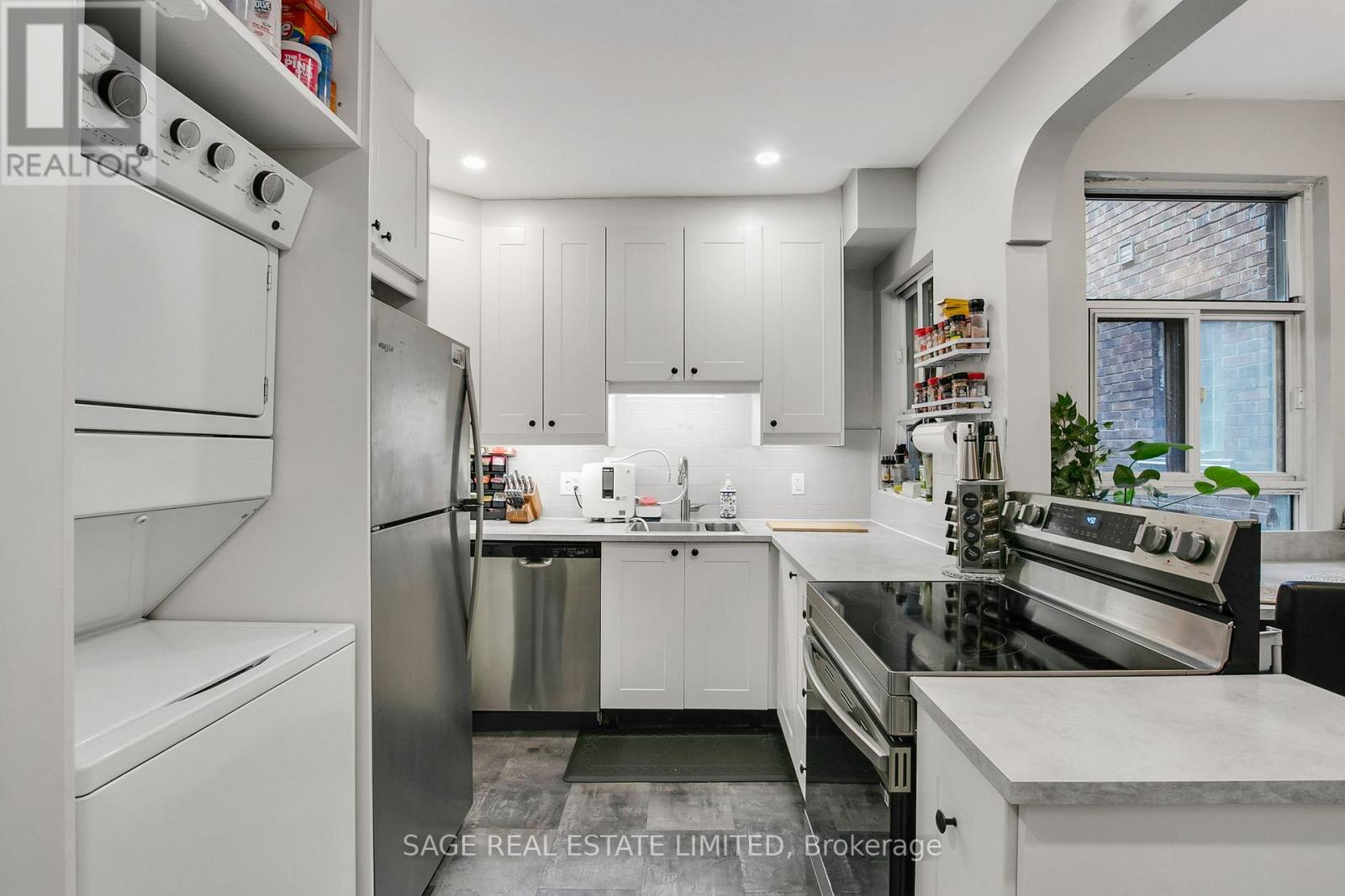 204 - 1840 Bathurst Street, Toronto (humewood-cedarvale), Ontario