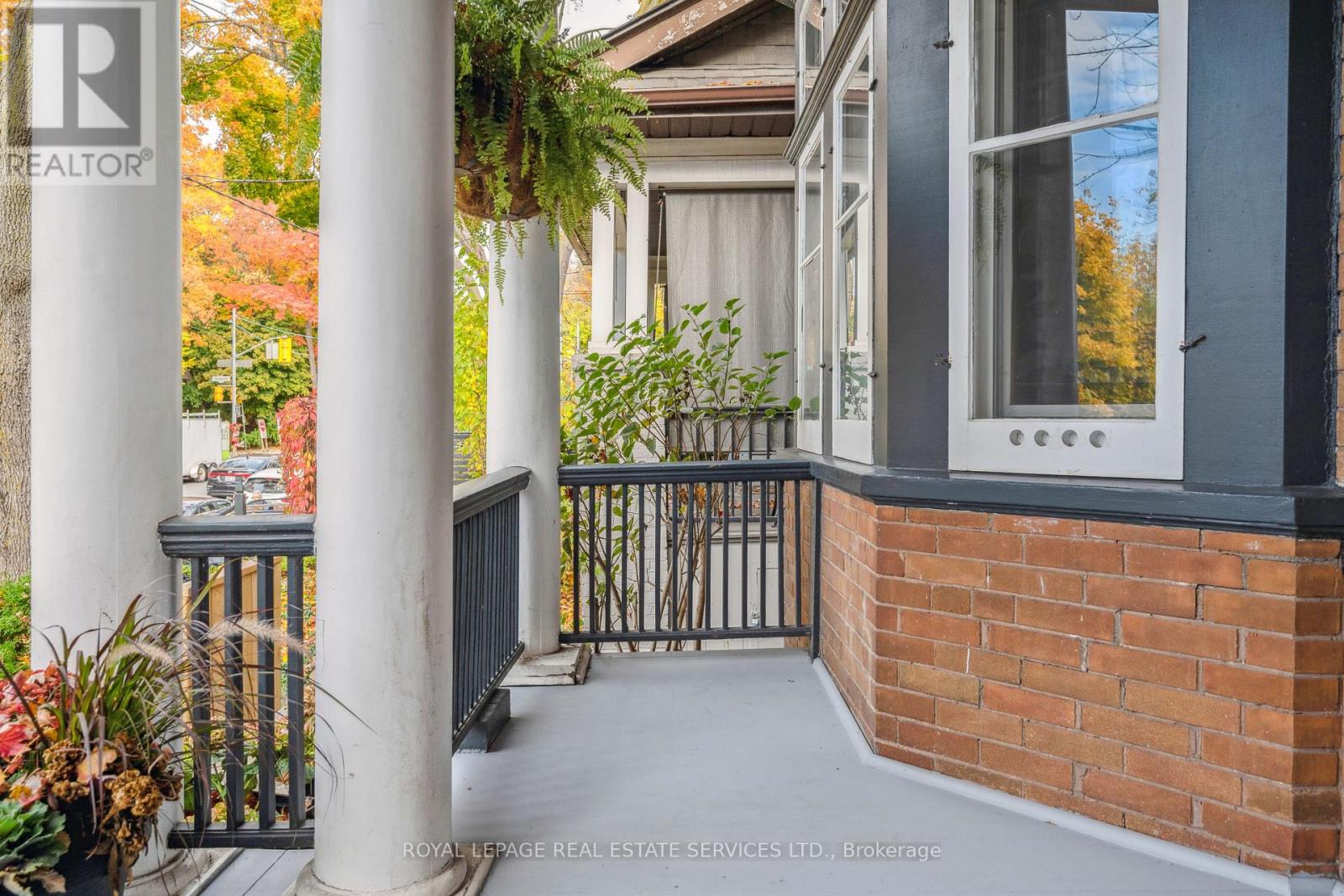 29 Parkside Drive, Toronto (high Park-swansea), Ontario