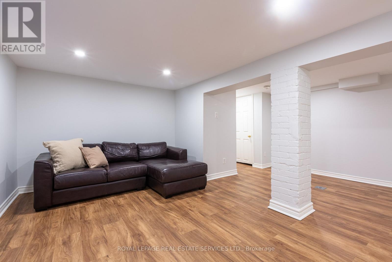 29 Parkside Drive, Toronto (high Park-swansea), Ontario