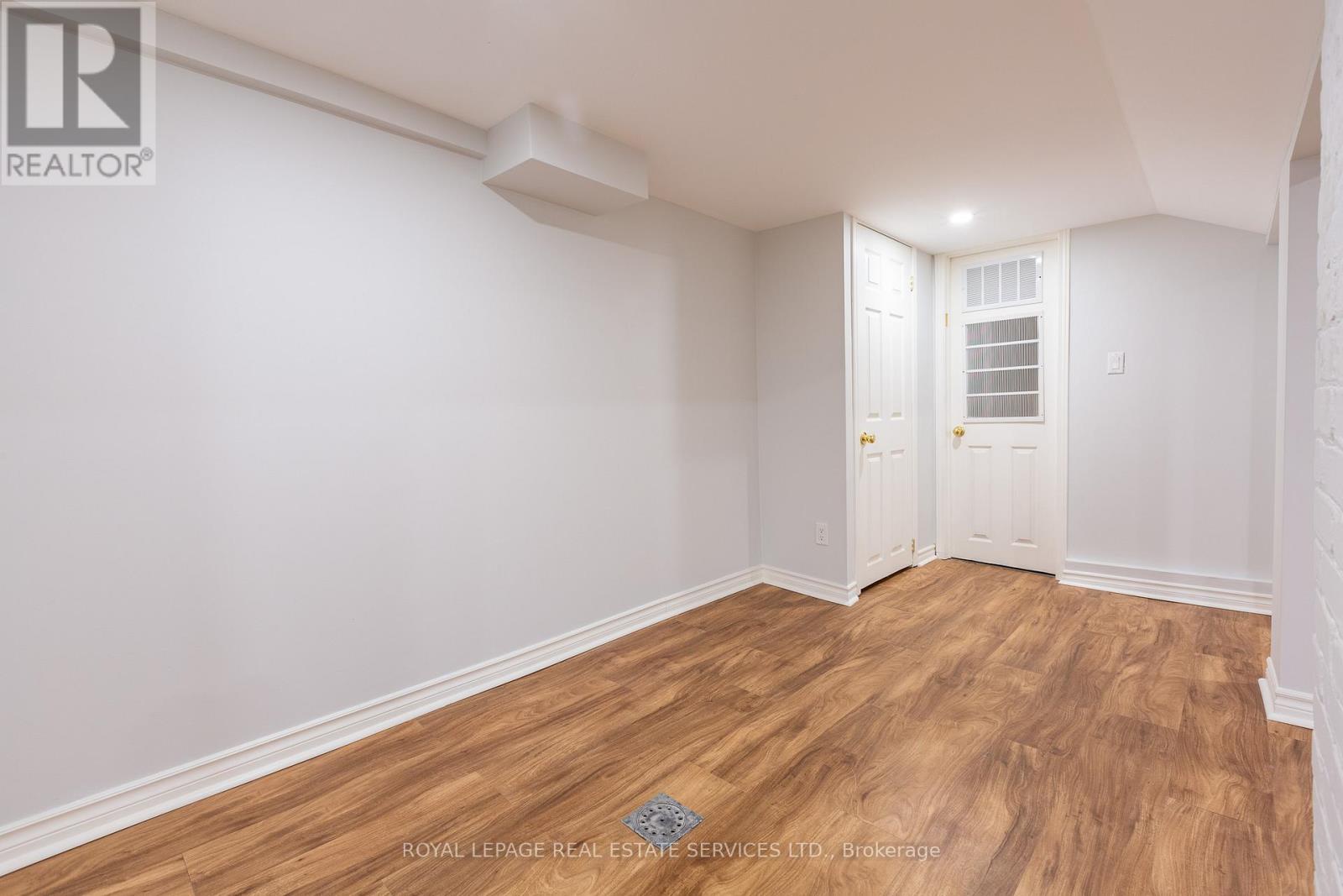 29 Parkside Drive, Toronto (high Park-swansea), Ontario