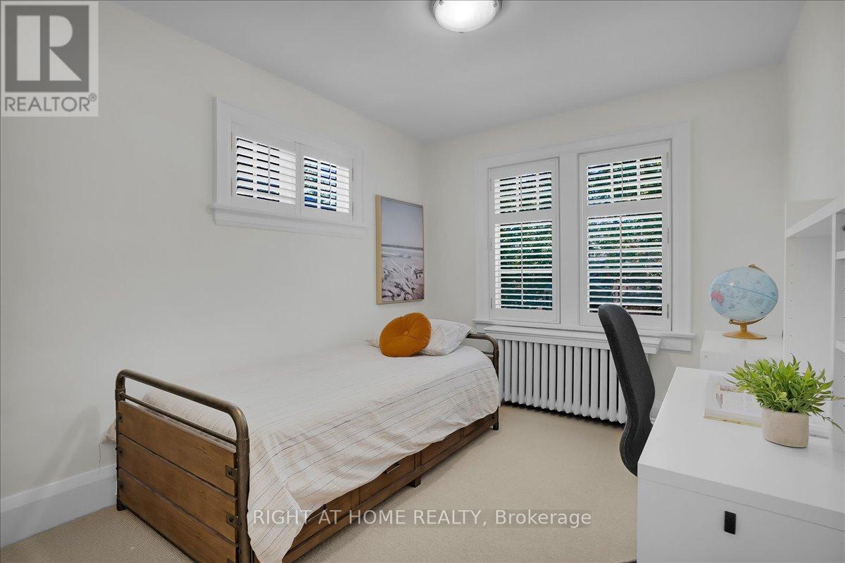 428 Briar Hill Avenue, Toronto (lawrence Park South), Ontario