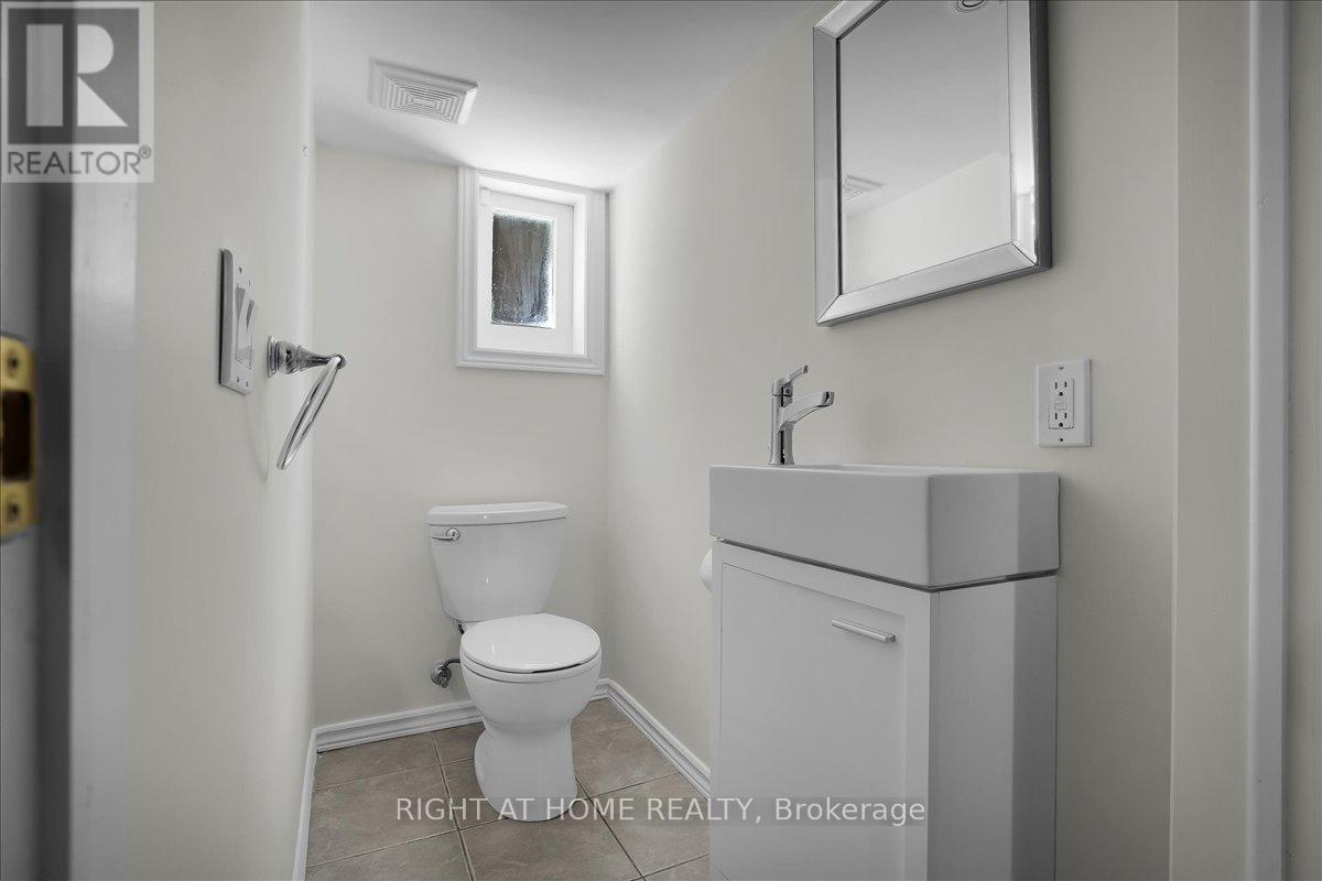 428 Briar Hill Avenue, Toronto (lawrence Park South), Ontario