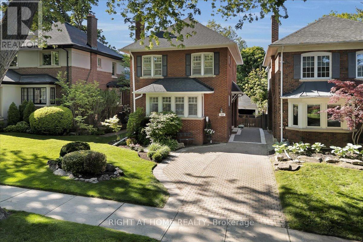 428 Briar Hill Avenue, Toronto (lawrence Park South), Ontario
