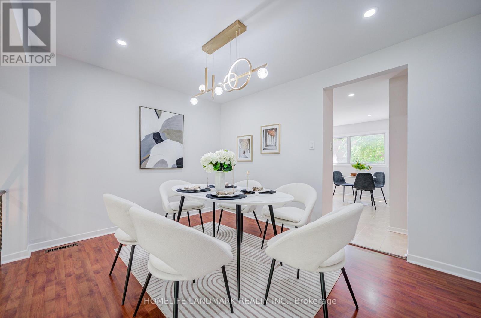 14 Low Meadoway, Toronto (hillcrest Village), Ontario