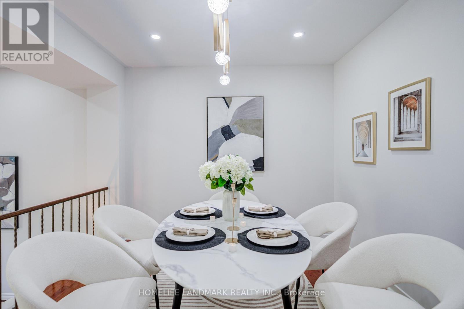 14 Low Meadoway, Toronto (hillcrest Village), Ontario