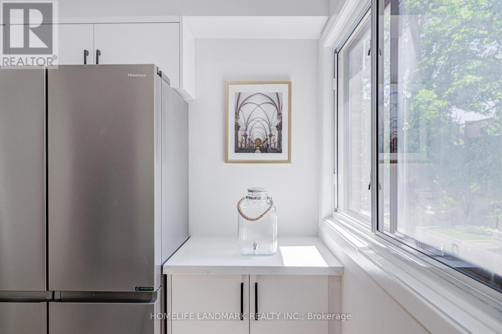 14 Low Meadoway, Toronto (hillcrest Village), Ontario