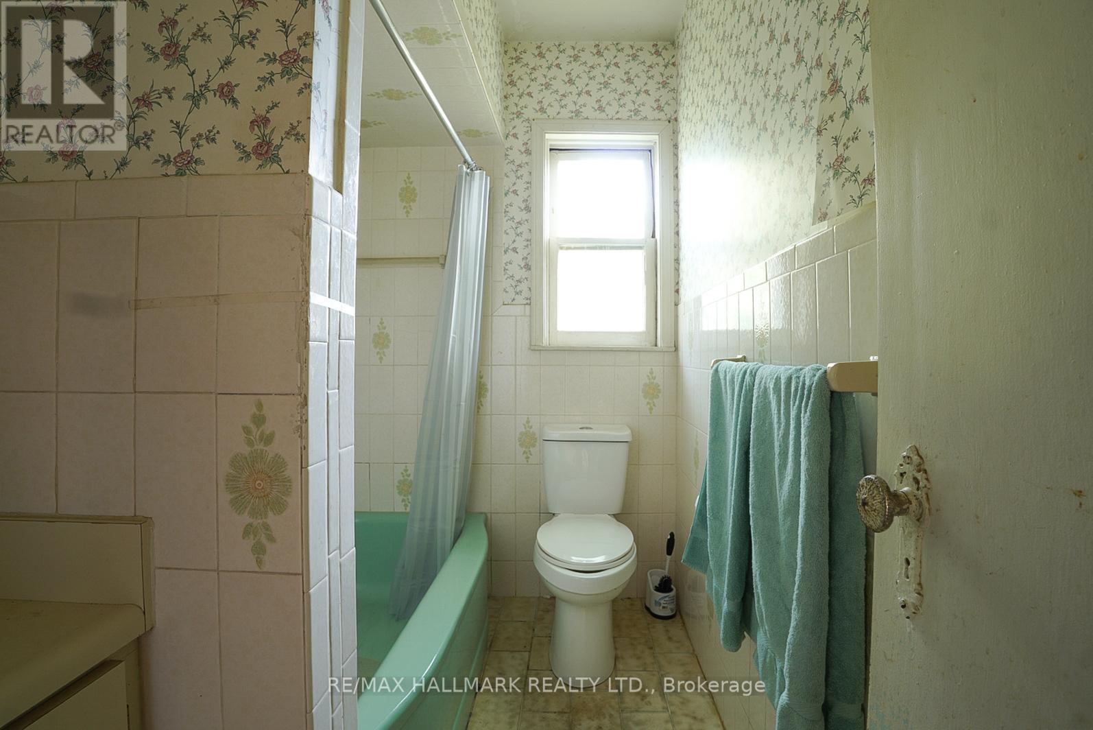 63 Highview Avenue, Toronto (birchcliffe-cliffside), Ontario