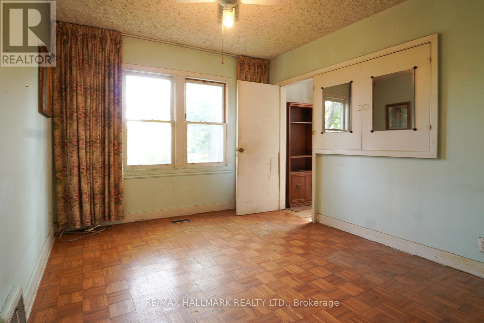 63 Highview Avenue, Toronto (birchcliffe-cliffside), Ontario
