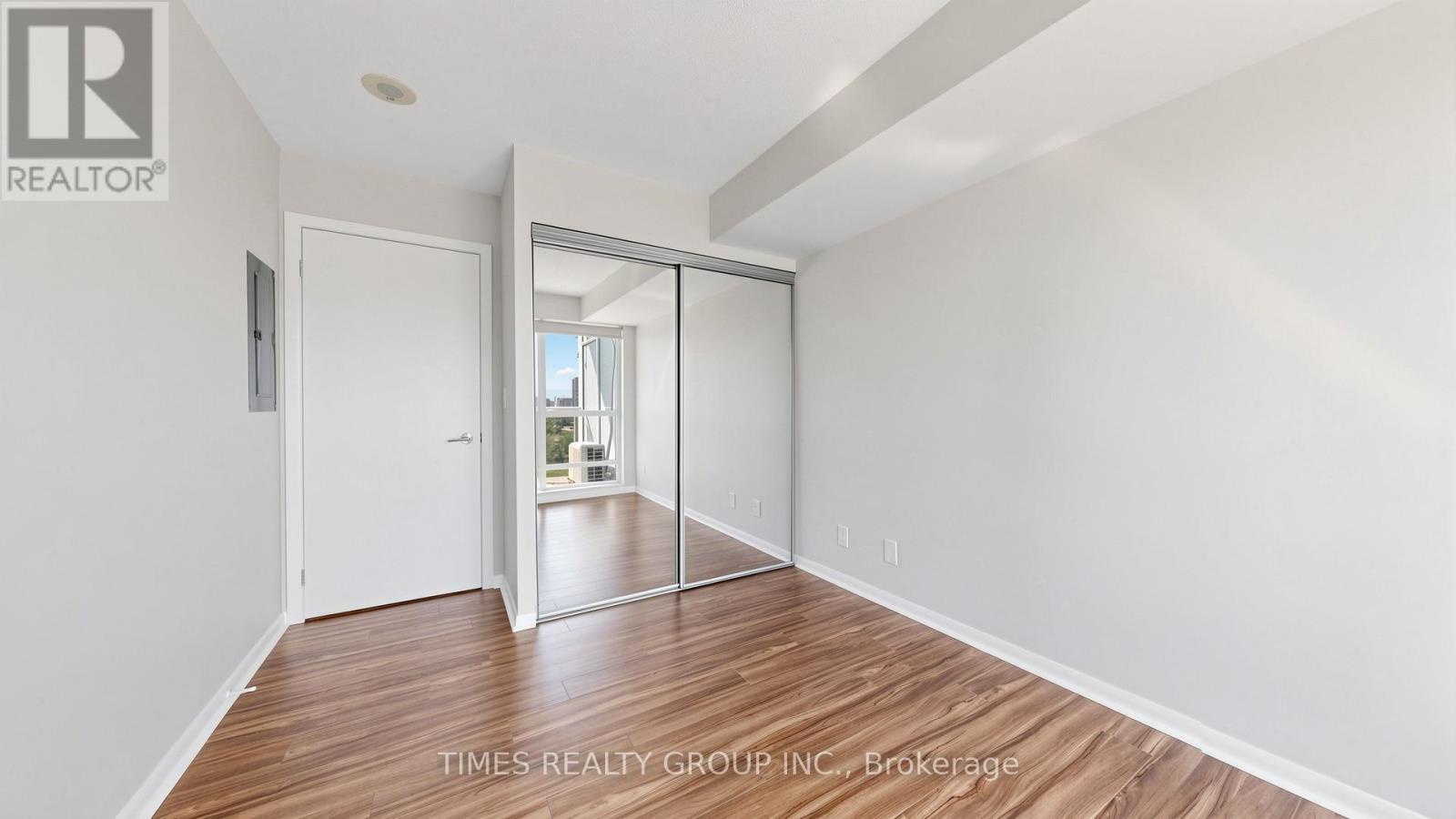 1407 - 185 Legion Road N, Toronto (mimico), Ontario