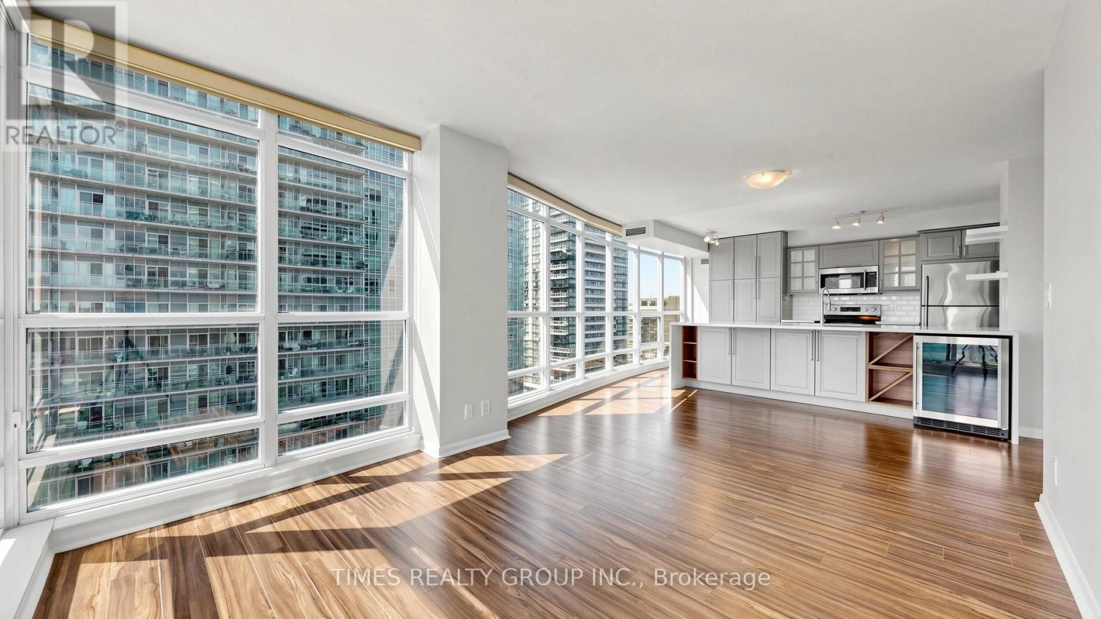 1407 - 185 Legion Road N, Toronto (mimico), Ontario