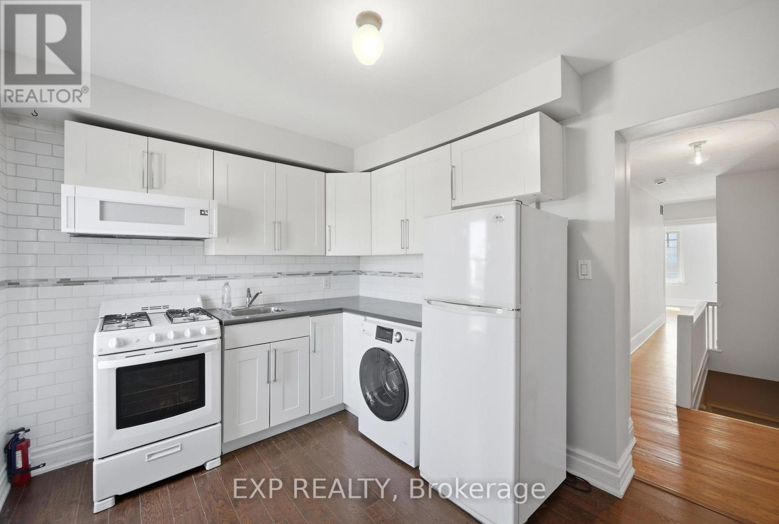 679 Ossington Avenue, Toronto (palmerston-little Italy), Ontario